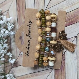 Elephant Leaf Tassel Wood Beads Stretch Bracelet Set - NEW!
